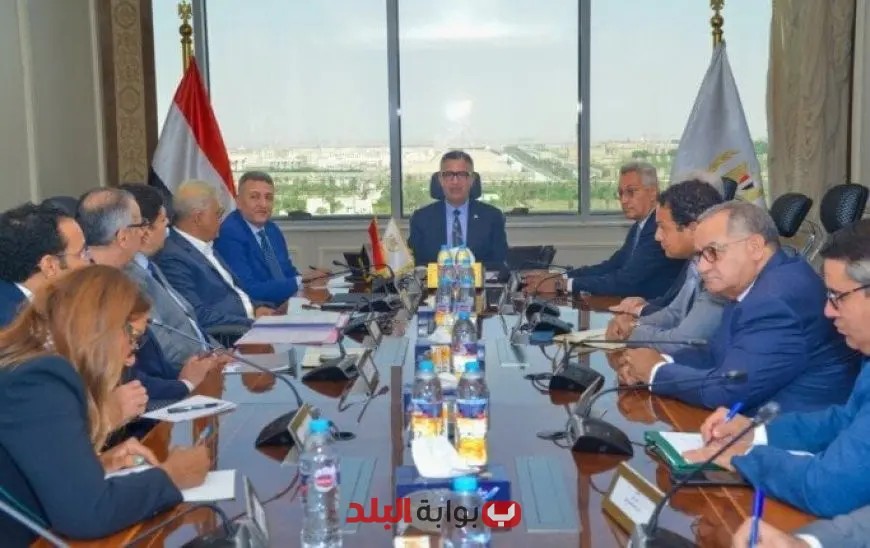 وزير التموين يؤكد أهمية المستودع الاستراتيجي في تعزيز وتوسيع المنشآت التخزينية الحديثة