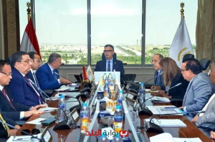 وزير التموين يناقش مع رؤساء شركات المضارب استراتيجيات تطوير إنتاج الأرز