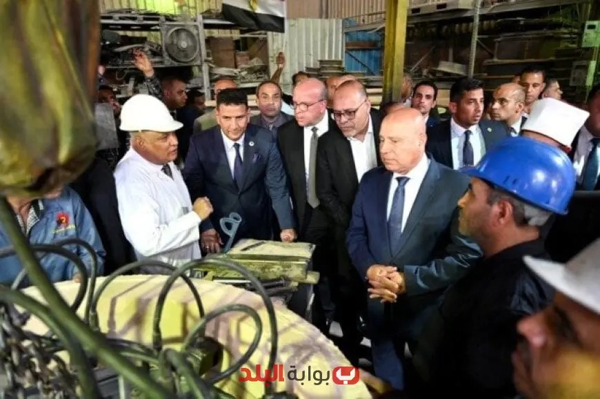وزير الصناعة يزور شركة النصر للمسبوكات ويشارك في ندوة تعليمية للعاملين