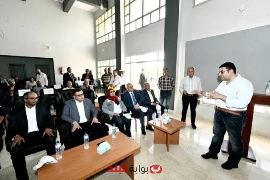 وزير الإسكان يزور محطة المياه الرئيسية بالعبور لمتابعة أعمال تطوير كفاءتها