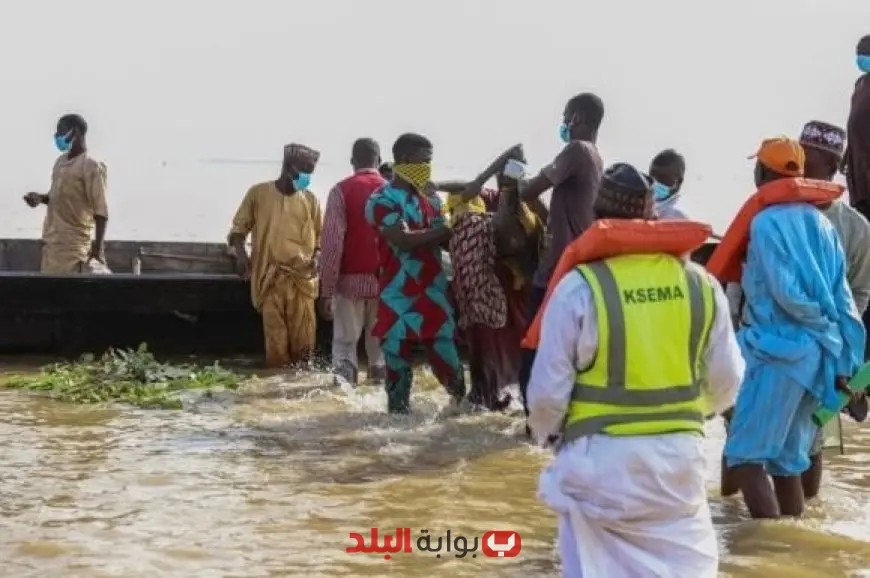 نيجيريا تشهد زيادة مفزعة في ضحايا انقلاب قارب إلى 60 قتيلاً وعشرات الجرحى