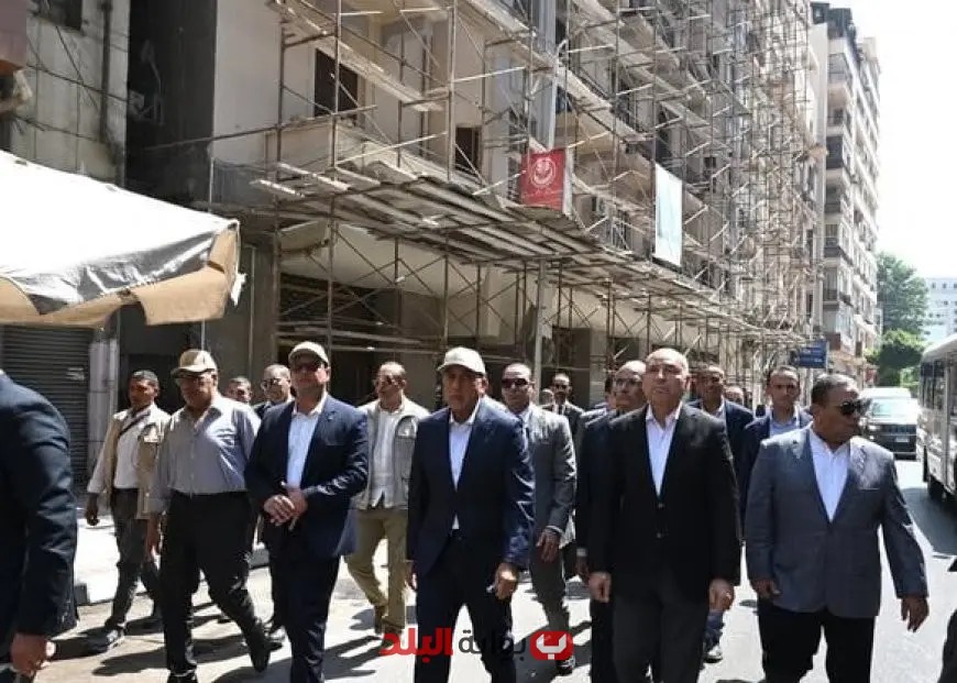 رئيس الوزراء يجري جولة تفقدية لمشروع تجميل القاهرة الخديوية واستعادة رونقها التاريخي