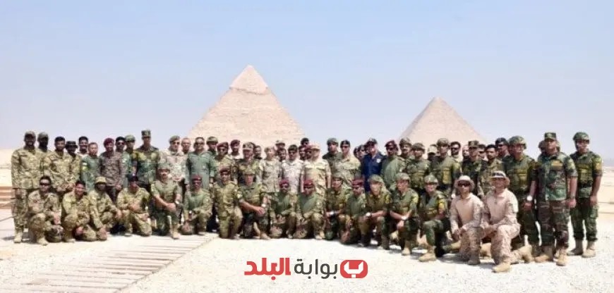 أنشطة تدريب مثيرة لـ النجم الساطع 2025 تشمل قفز حر مظلي في منطقة الأهرامات