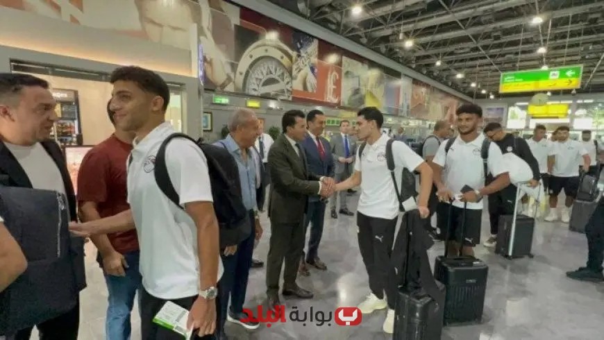 وداع مؤثر من وزير الرياضة للمنتخب الوطني قبل الرحيل إلى بوركينا فاسو