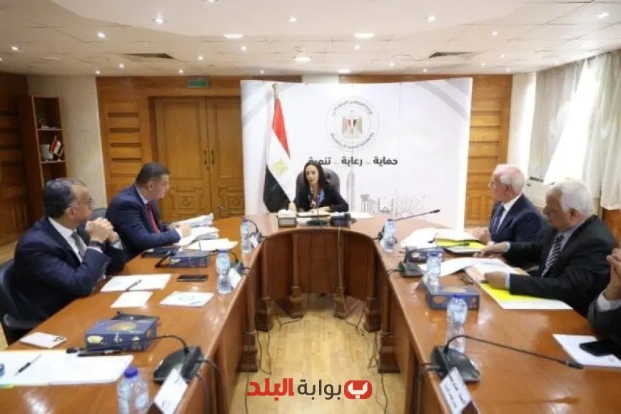وزيرة التضامن تترأس اجتماع مجلس أمناء المؤسسة القومية لتنمية الأسرة والمجتمع لتعزيز الدعم الاجتماعي