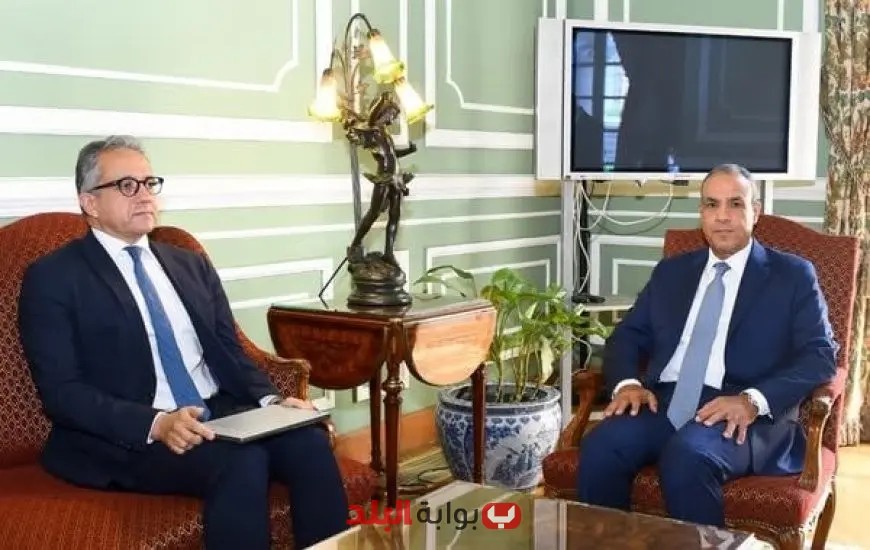 وزير الخارجية يرحب بالمرشح المصري لقيادة اليونسكو