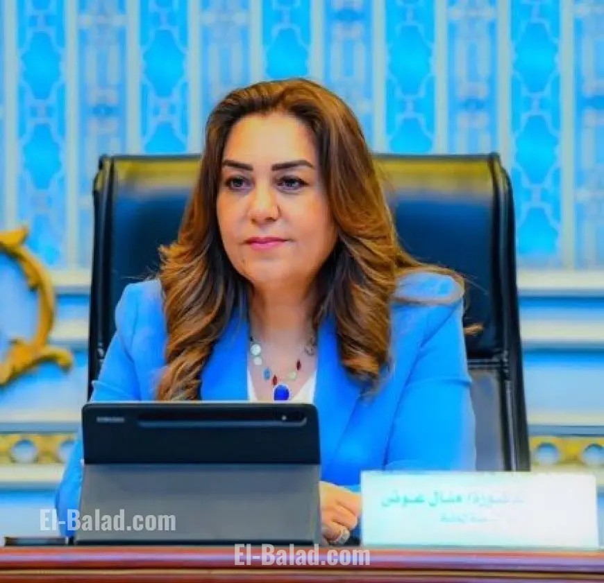 وزيرة التنمية المحلية تكشف عن بدء تطبيق مواعيد الشتاء لفتح وغلق المحال العامة