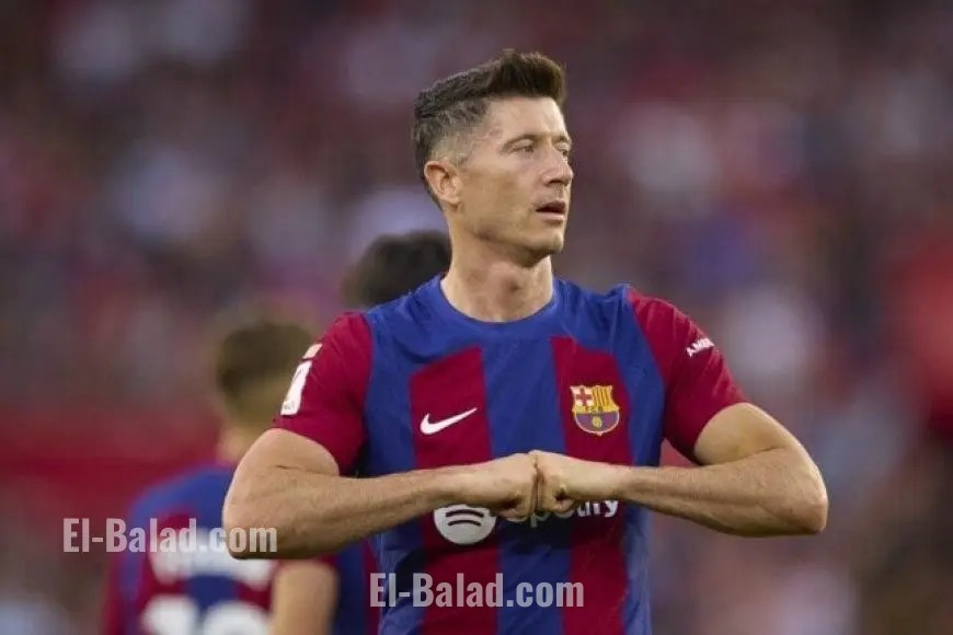 توصية فليك تضع جيراسي على رادار برشلونة كبديل محتمل لليواندوفيسكي