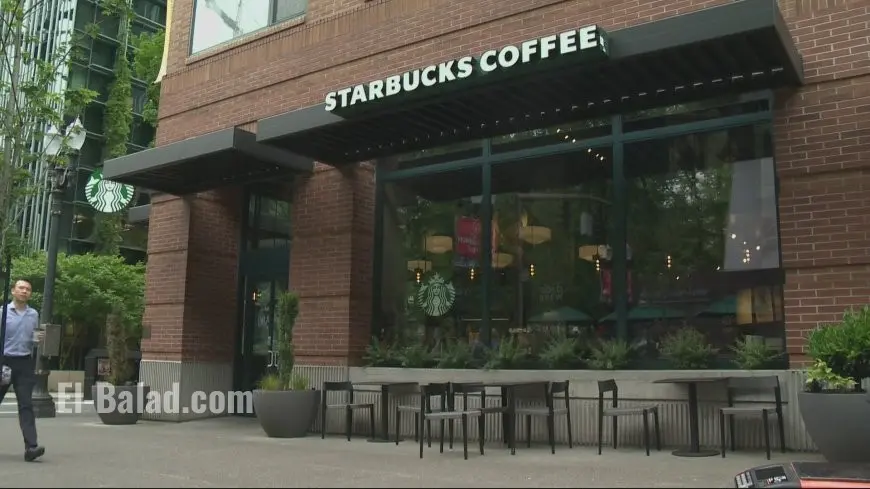 Starbucks Closing Stores Canada: Hundreds of Locations at Risk Amid Major Restructuring