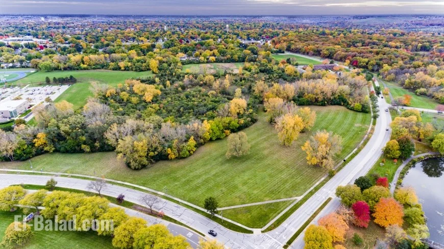Experience Hayrides at Woodridge Park District this Columbus Day