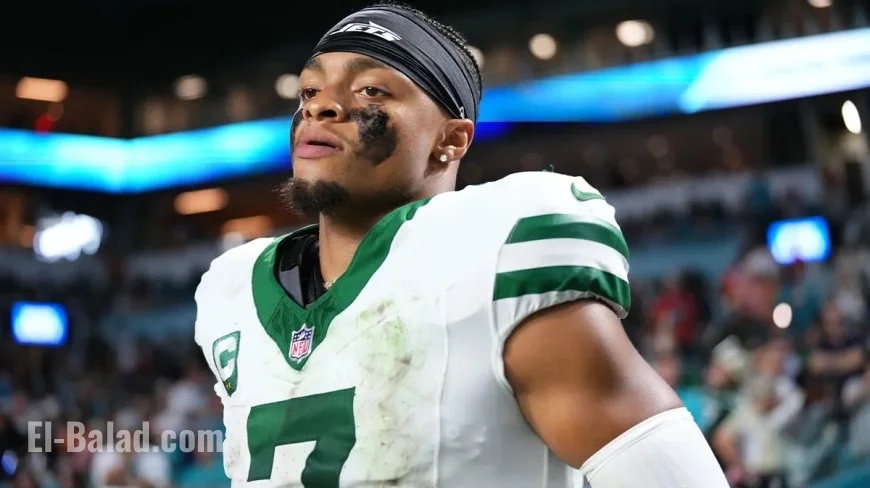Witness an incredible 43-yard touchdown run by Justin Fields