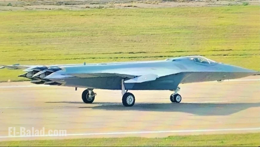 Discover the Ultimate Glimpse of China’s Tailless J-XDS Stealth Fighter