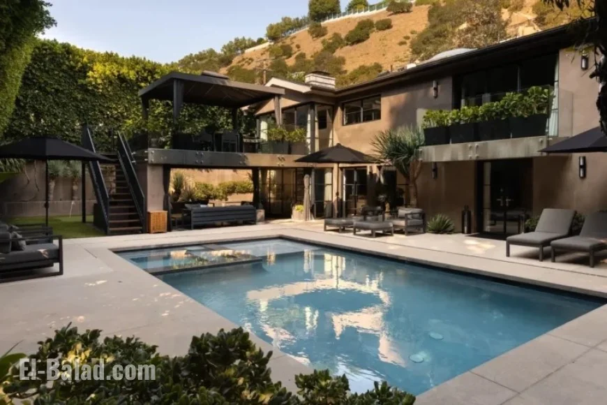 Rob Lowe Lists Los Angeles Retreat for $4.2 Million