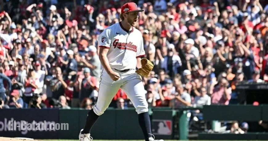 Live MLB Wild Card: Guardians Lead Tigers; Padres Face Cubs Next