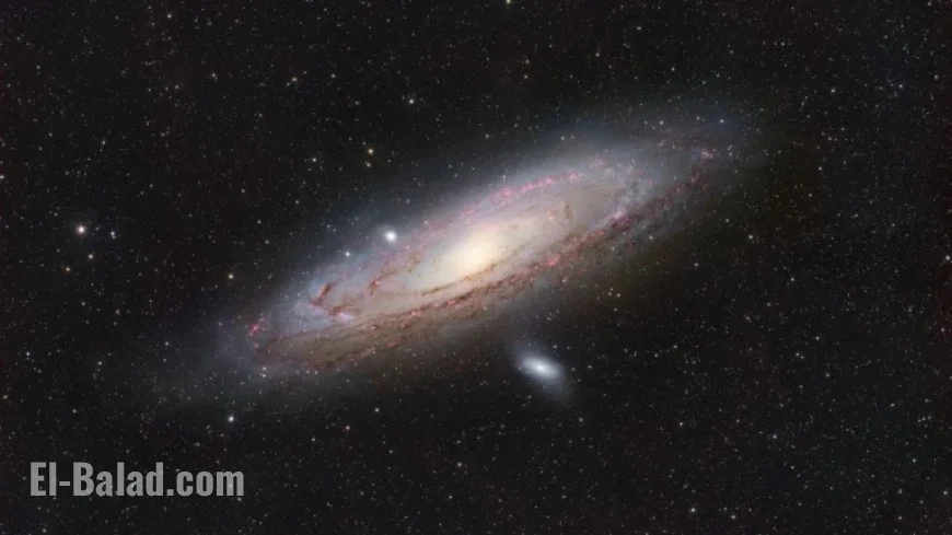 Astrophotographer Captures Stunningly Detailed Portrait of Andromeda Galaxy
