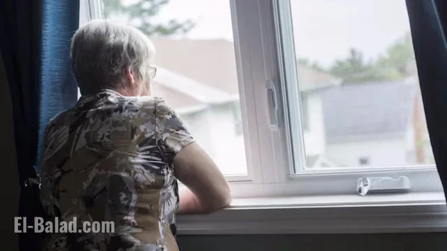 Canada Post Supports Isolated Seniors Beyond Mail Delivery