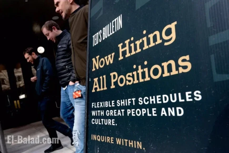 Wall Street’s Economic Analysis Disrupted by Missing U.S. Jobs Data