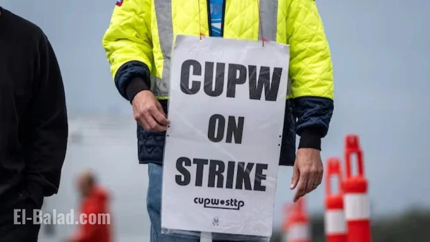 Canada Post Removes Signing Bonus in Latest Union Offer