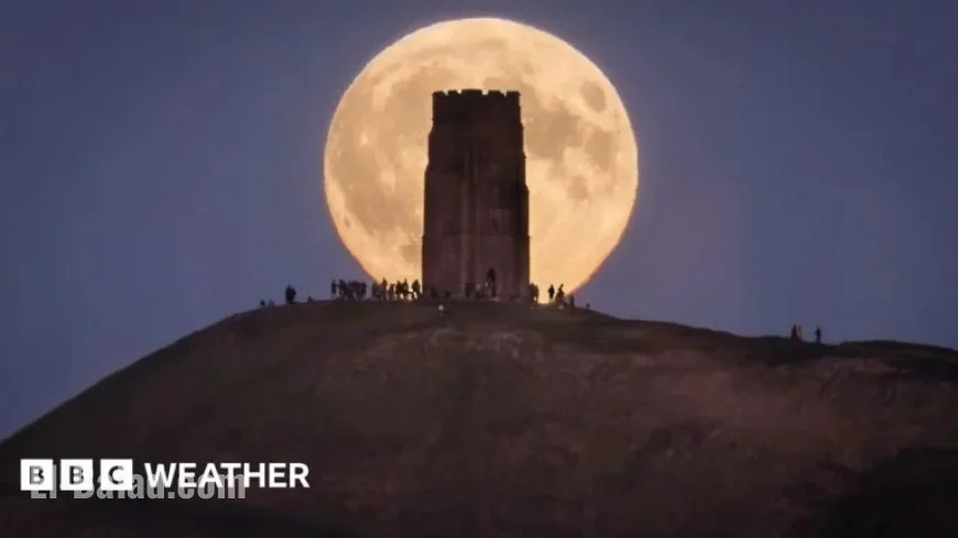 October’s Rare Harvest Moon Marks First Supermoon of 2025