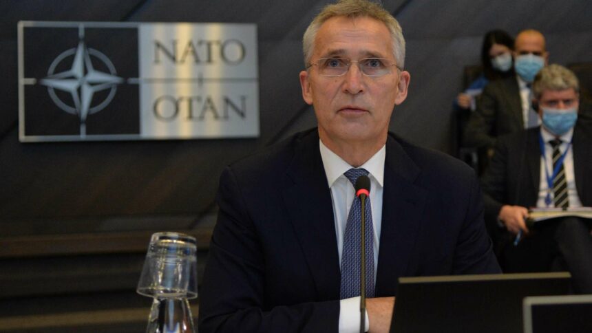 الناتو: لقد قدمنا ​​لأوكرانيا أكثر من 70 مليار دولار من المساعدات العسكرية حتى الآن
