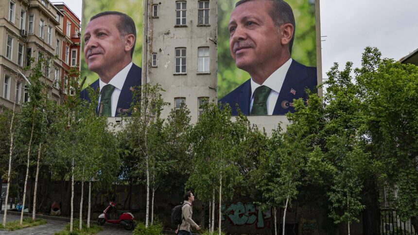 أردوغان: أي محاولة لإعلان نتائج الانتخابات بسرعة تعني اغتصاب الإرادة الوطنية