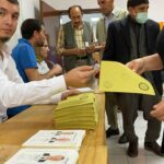 محلل سياسي تركي: التوقعات بشأن نتائج الجولة الثانية متفاوتة وتراجع معدل المشاركة