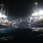 خفر السواحل التركي ينقذ عشرات المهاجرين في البحر غرب البلاد