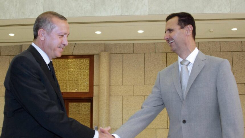 لقاء وثيق بين أردوغان والأسد.  هل قبلت تركيا بشروط سوريا للتطبيع؟