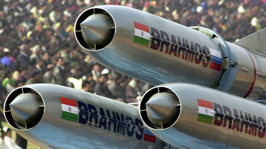 وتجري شركة براهموس محادثات مع 6 دول لبيع أنظمة صواريخ