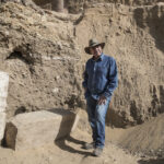 عالم الآثار المصري زاهي حواس: الأمريكيون اشتكوني للرئيس السيسي بسبب قصة بناء الأهرامات