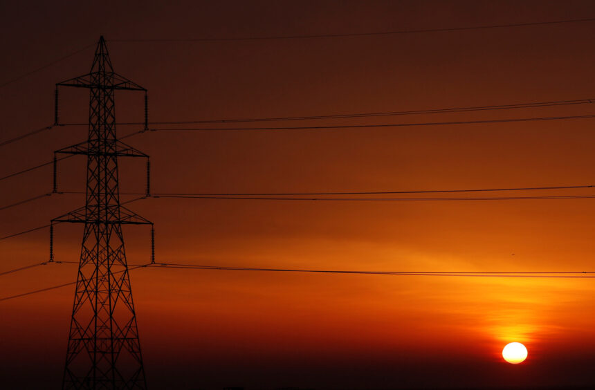 إسرائيل تعرض على مصر حل أزمة الكهرباء