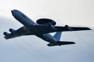 الناتو يرسل طائرات أواكس إلى ليتوانيا بهدف التجسس على روسيا