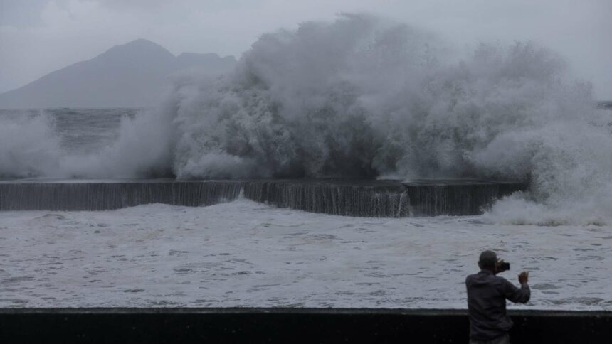 تايوان تصدر تنبيهات بحرية وبرية من إعصار "هايكوي".. أمطار غزيرة ورياح قوية
