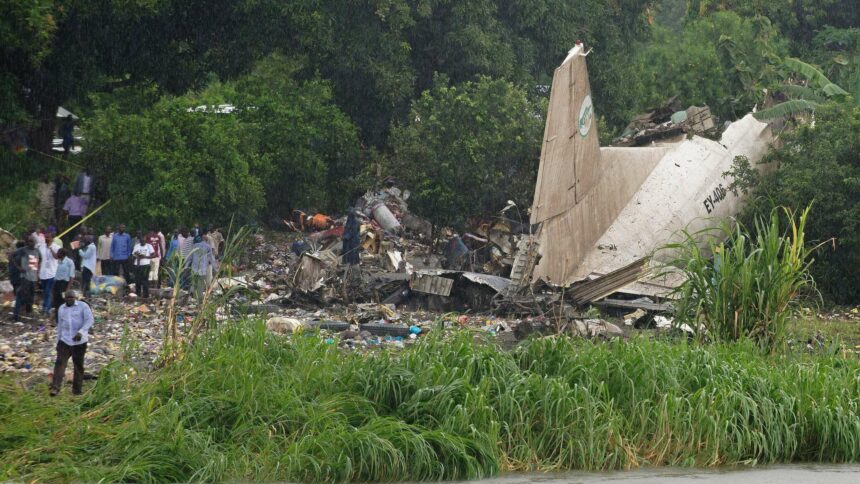 فيديو: مقتل 14 شخصا في حادث تحطم طائرة في البرازيل