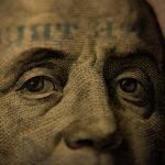 أكاديمي أميركي يكشف «هشاشة» اقتصاد بلاده