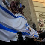 "تلغراف": المصريون يطردون أشهر الشركات بسبب إسرائيل