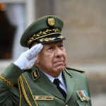 رئيس الأركان الجزائري لنظيره الصيني: علينا مواجهة الهيمنة القائمة على الإقصاء والمساس بسيادة الدول