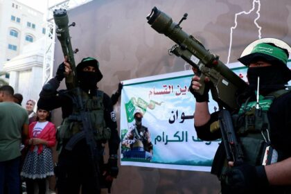 حماس: البيت الأبيض أعطى الضوء الأخضر لإسرائيل لاستئناف حربها في غزة