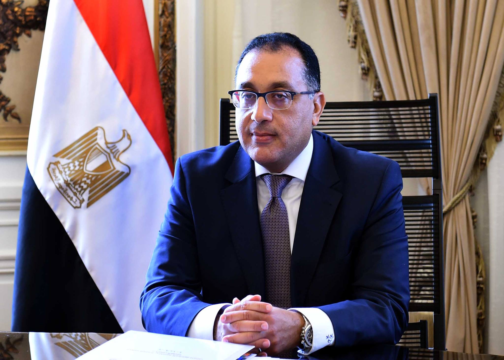 استعدادًا لافتتاحه.. رئيس الوزراء يتابع موقف الأعمال بالمتحف المصري الكبير وتطوير المنطقة المحيطة به